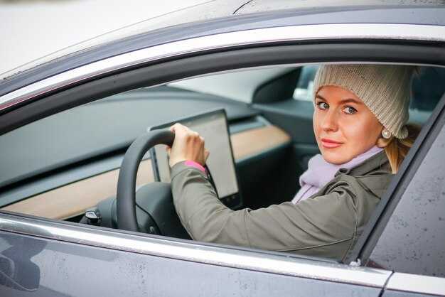 Аккуратно ведите машину к обочине