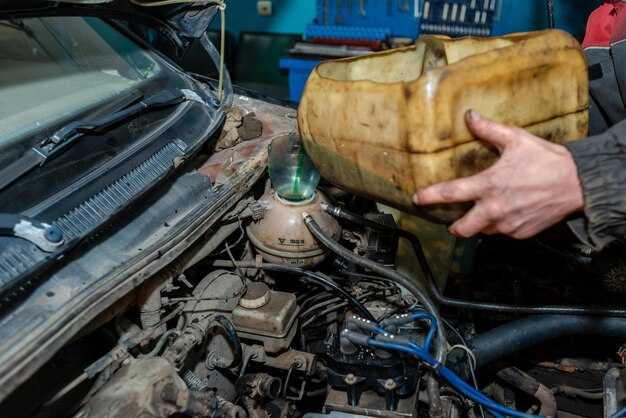 Проверка уровня масла в двигателе