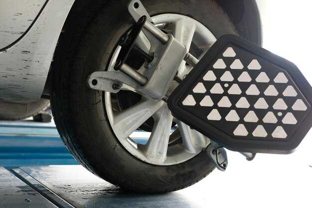 Основные функции отбойника капота