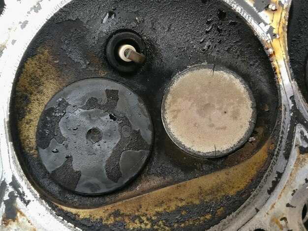 Удары и падения: как они влияют на крышку