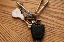 Эффективные методы — что делать, если ключ не входит в личинку замка багажника