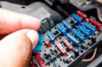 Как электромагнитное реле влияет на электрическую систему автомобиля — ключевые аспекты и рекомендации