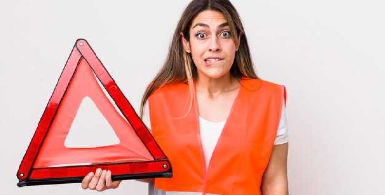 Как определить, что предохранитель подушки безопасности сломан — полезные советы и рекомендации