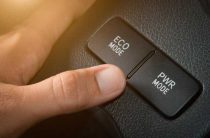 Как подключит флешку к магнитоле ниссан алмера классик