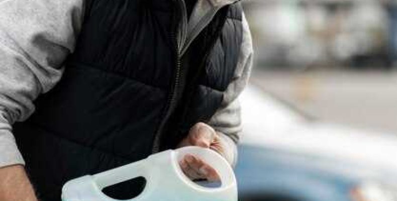 Какая жидкость используется для охлаждения радиатора — Все о выборе и уходе