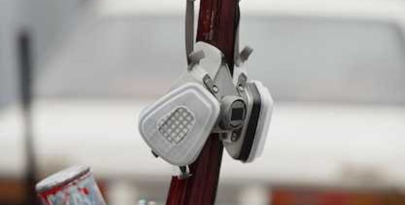 Кронштейн переднего крыла приора