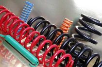 Основные отличия оригинального сиденья пружины от подделки — как не ошибиться при выборе