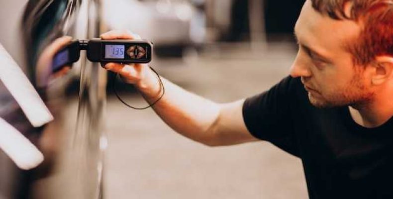 Принцип работы датчика света заднего хода — как он функционирует и зачем нужен