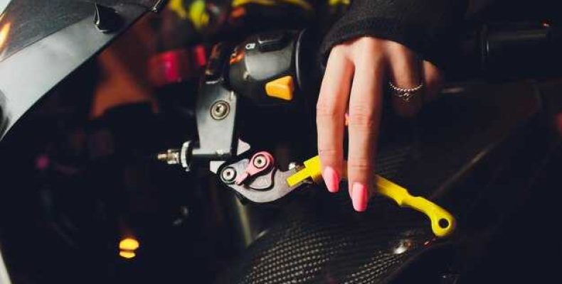 Запчасти для замены троса ручника на автомобиле — что нужно знать